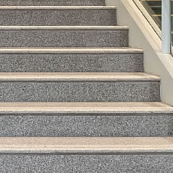 straal Blaast op Foto Afwerking betonnen trap & trapbekleding betonnen trappen - Betonnen Trap